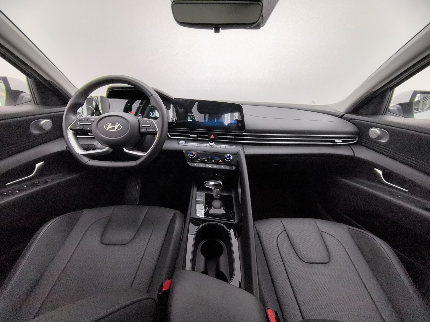 Used Hyundai Avante 2023 1.5 AT