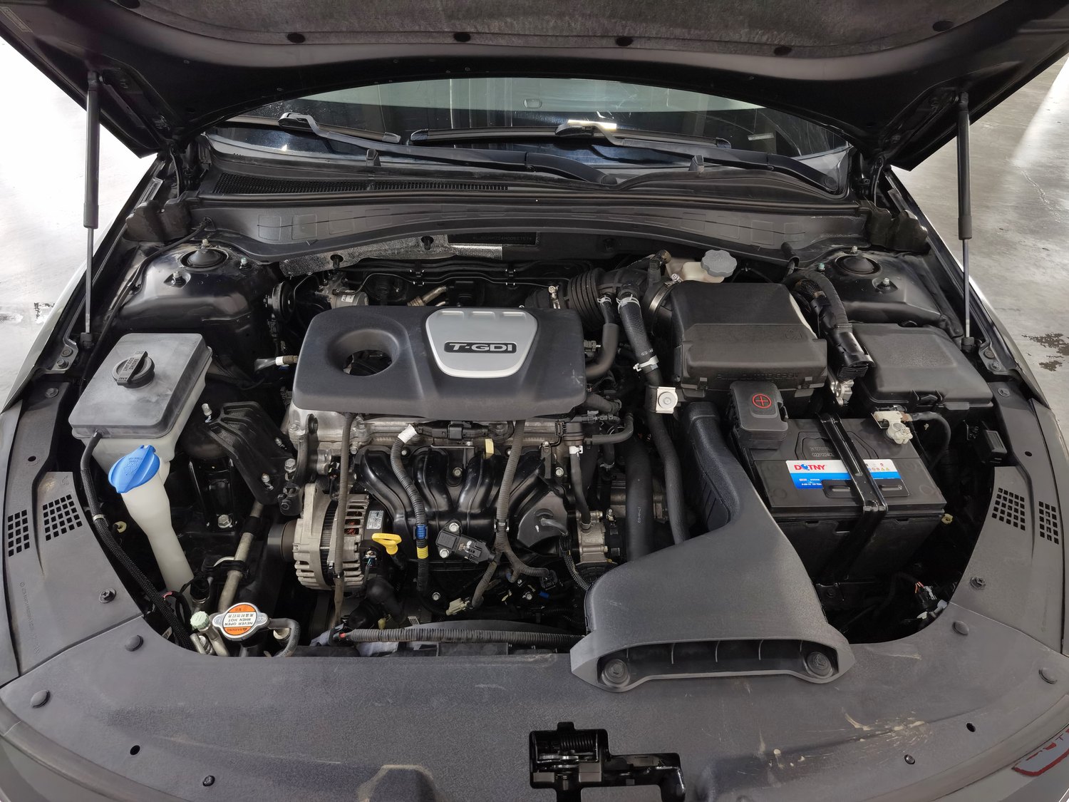 Used Kia K5 2016 1.6 AT