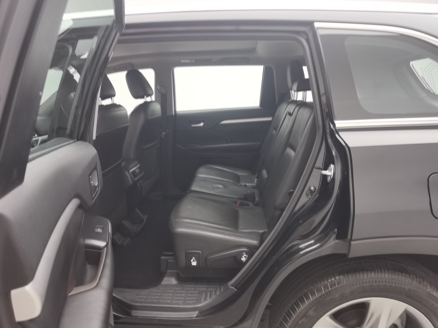 Used Toyota Highlander 2015 2.0 AT