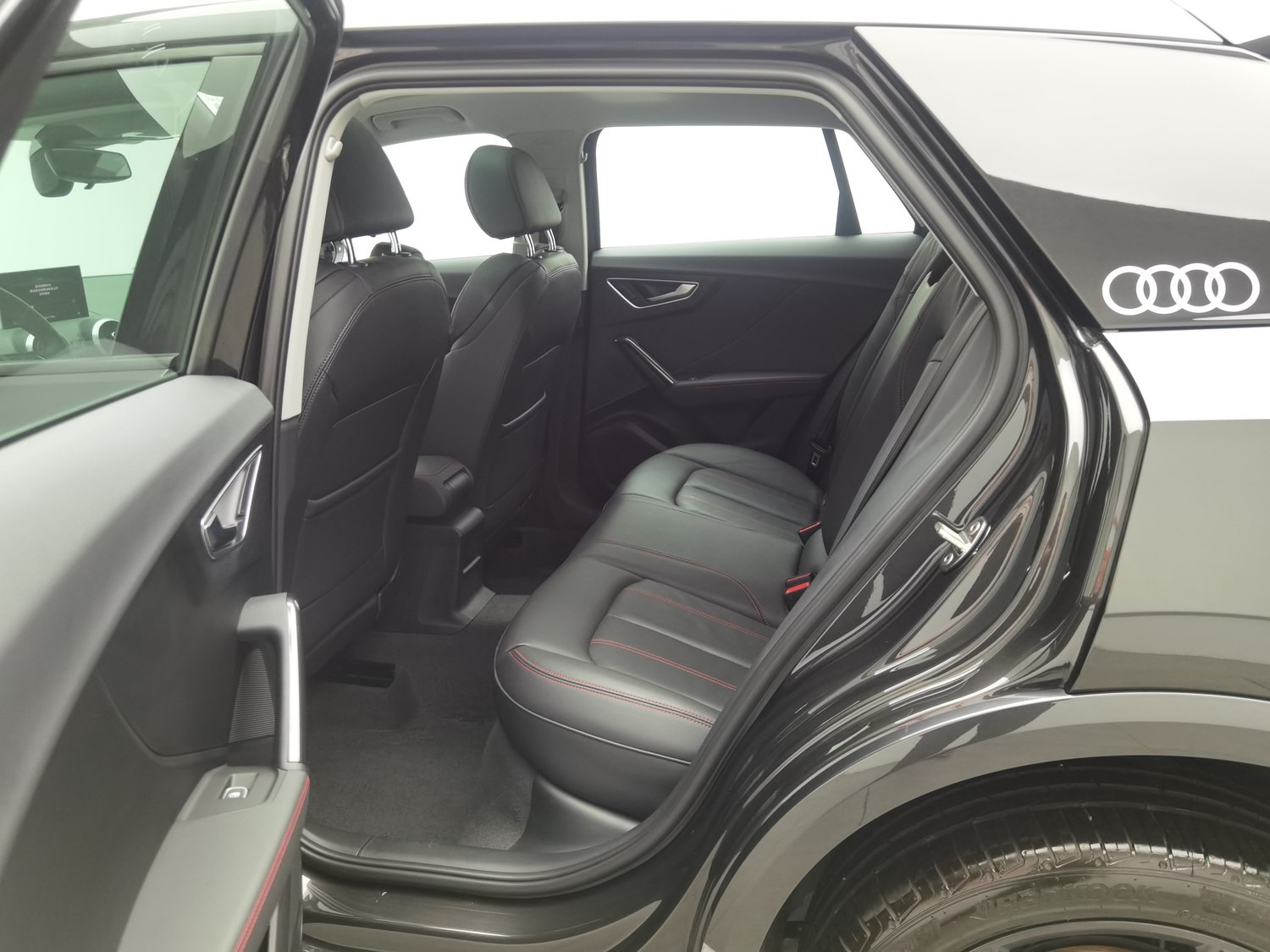 Used Audi Q2L 2023 1.5 AT