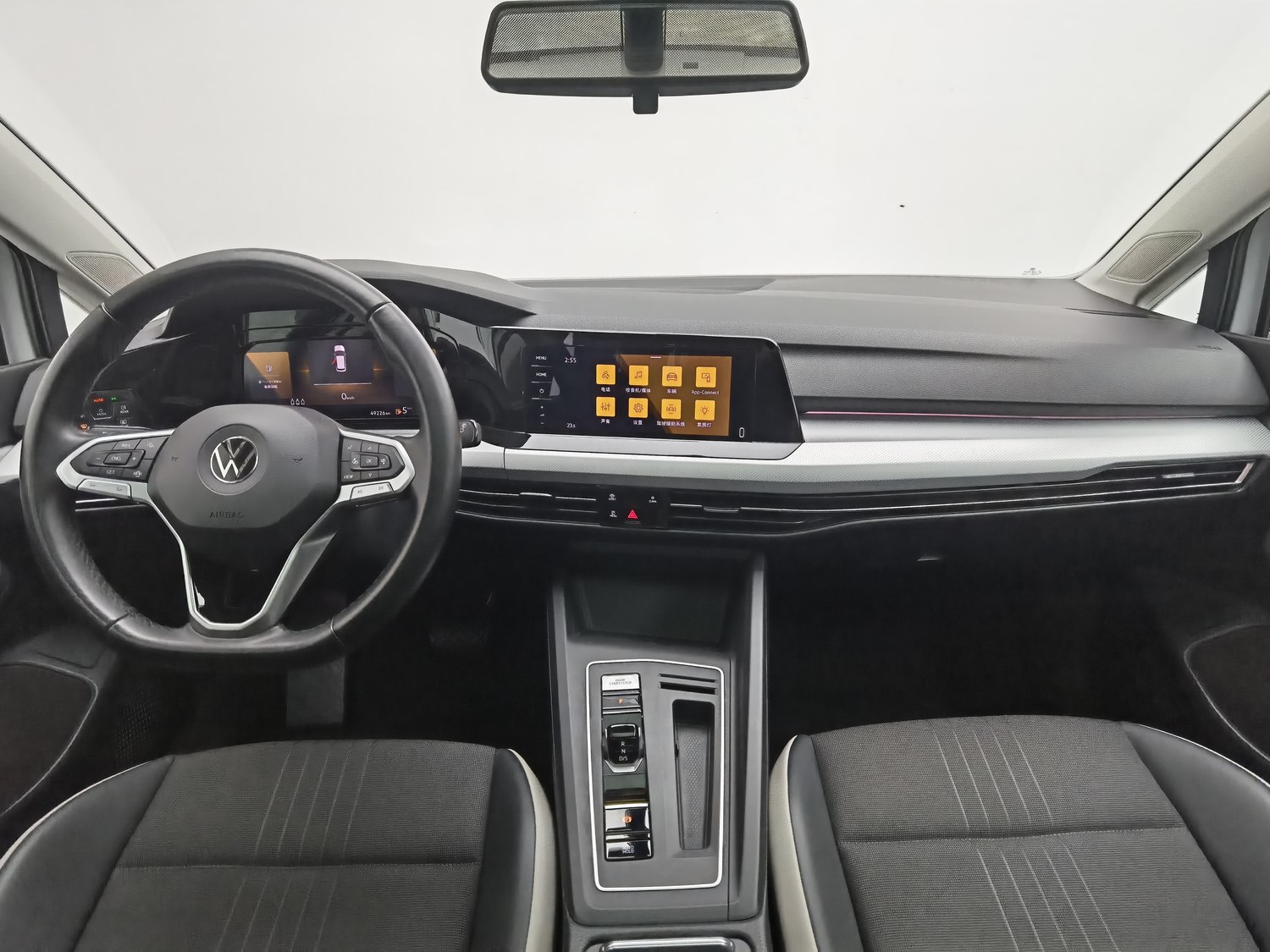 Used Volkswagen Golf 2021 1.4 AT