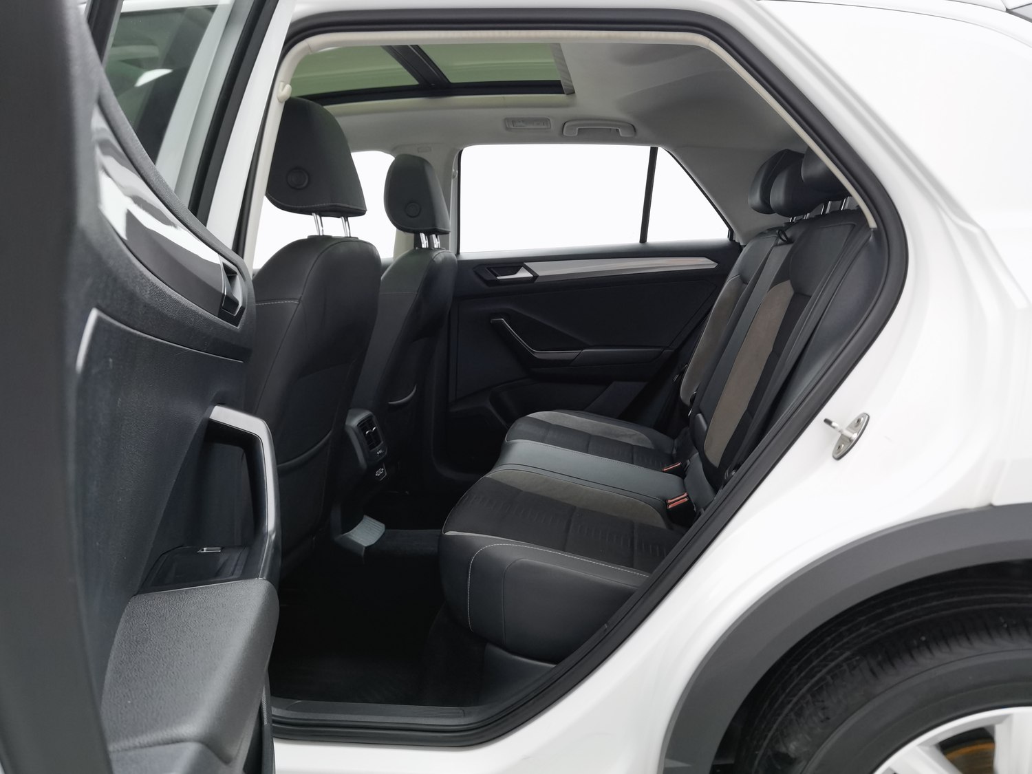 Used Volkswagen T-ROC Tange 2022 1.4 AT