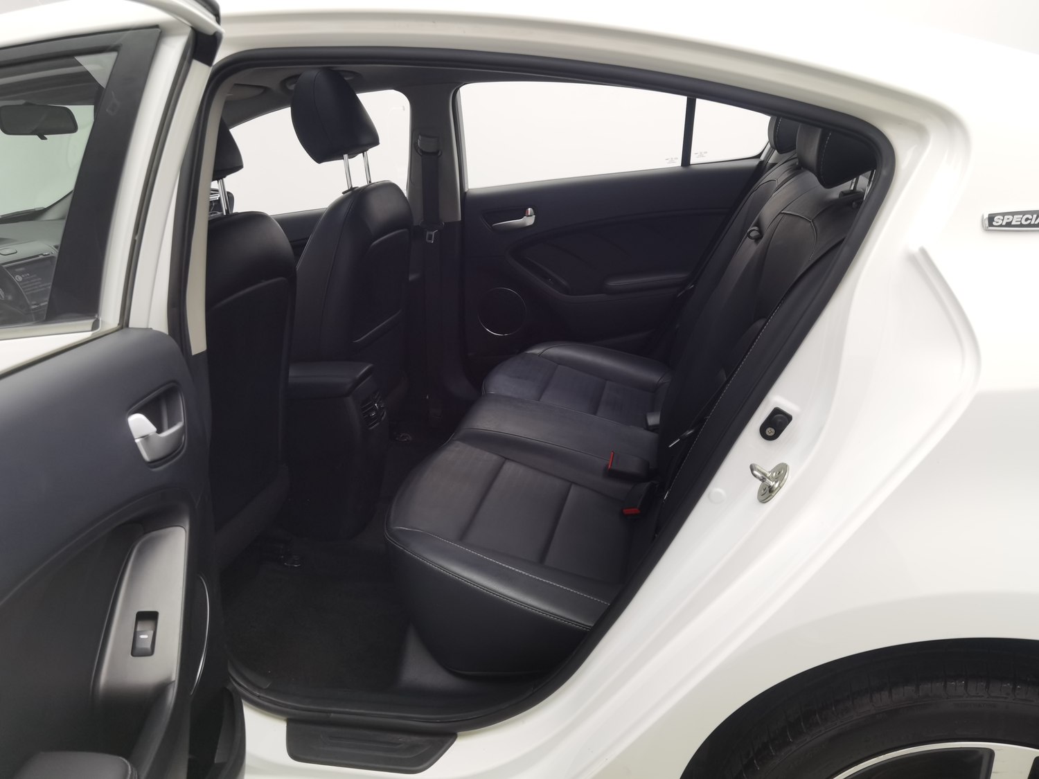 Used Kia K3 2017 1.6 AT