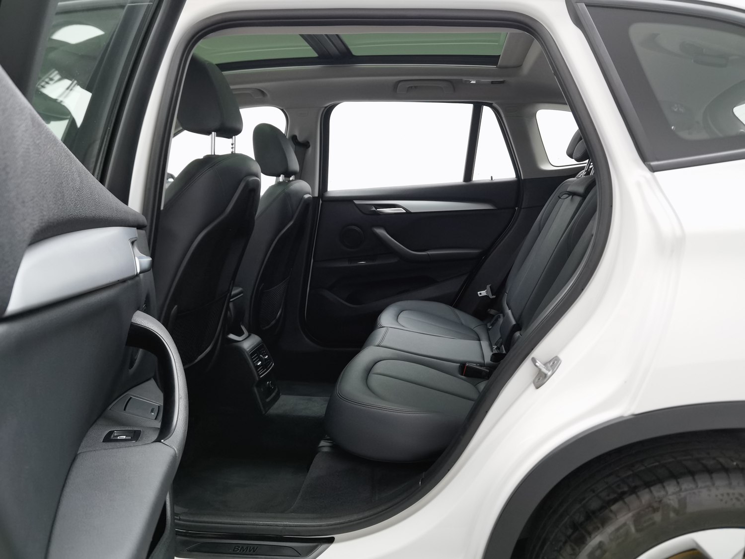 Used BMW X1 2016 1.5 AT