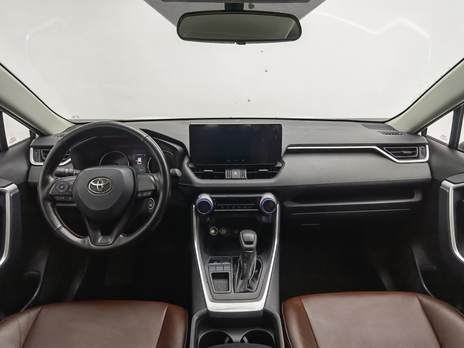 Used Toyota Wildlander 2023 2.0 AT