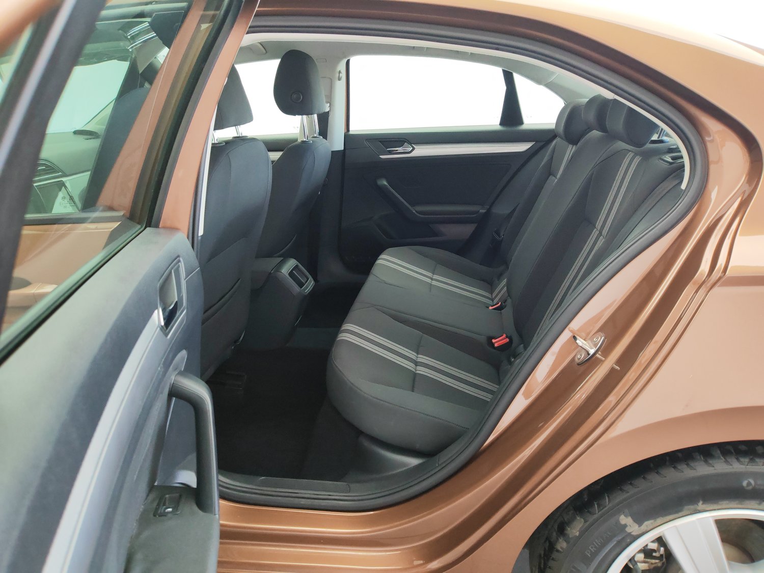 Used Volkswagen Lamando 2015 1.4 MT