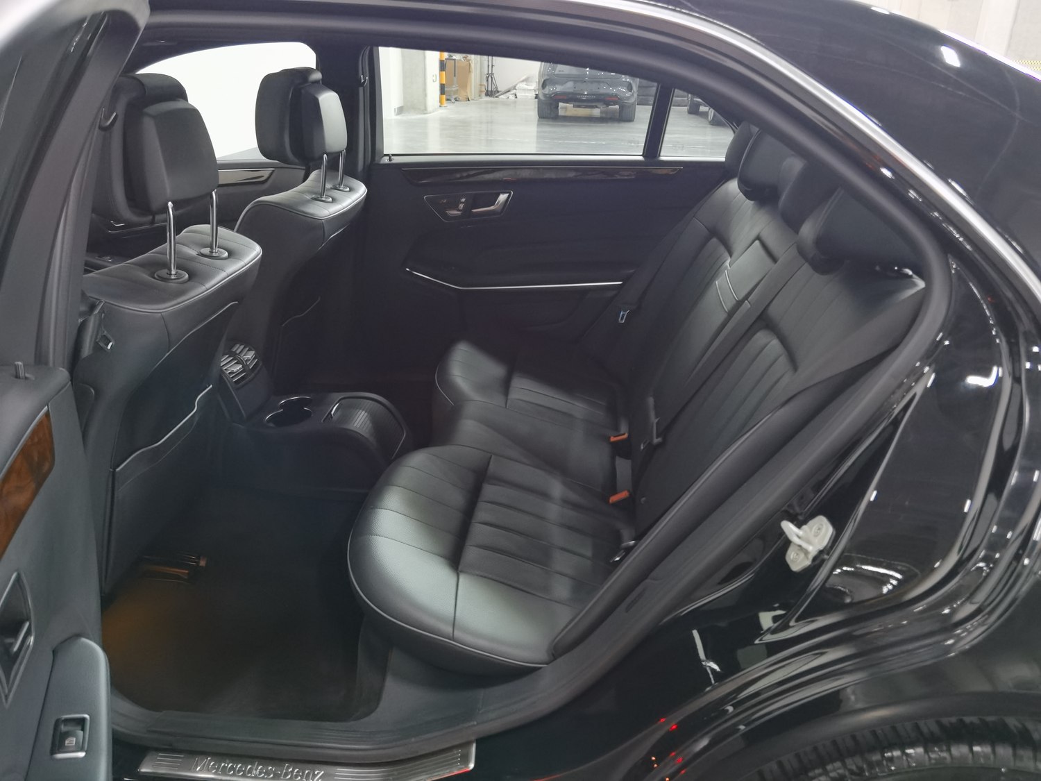 Used Mercedes-Benz E-Class 2015 2.0 AT