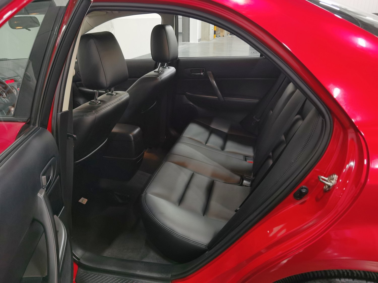 Used Mazda 6 2015 2.0 AT