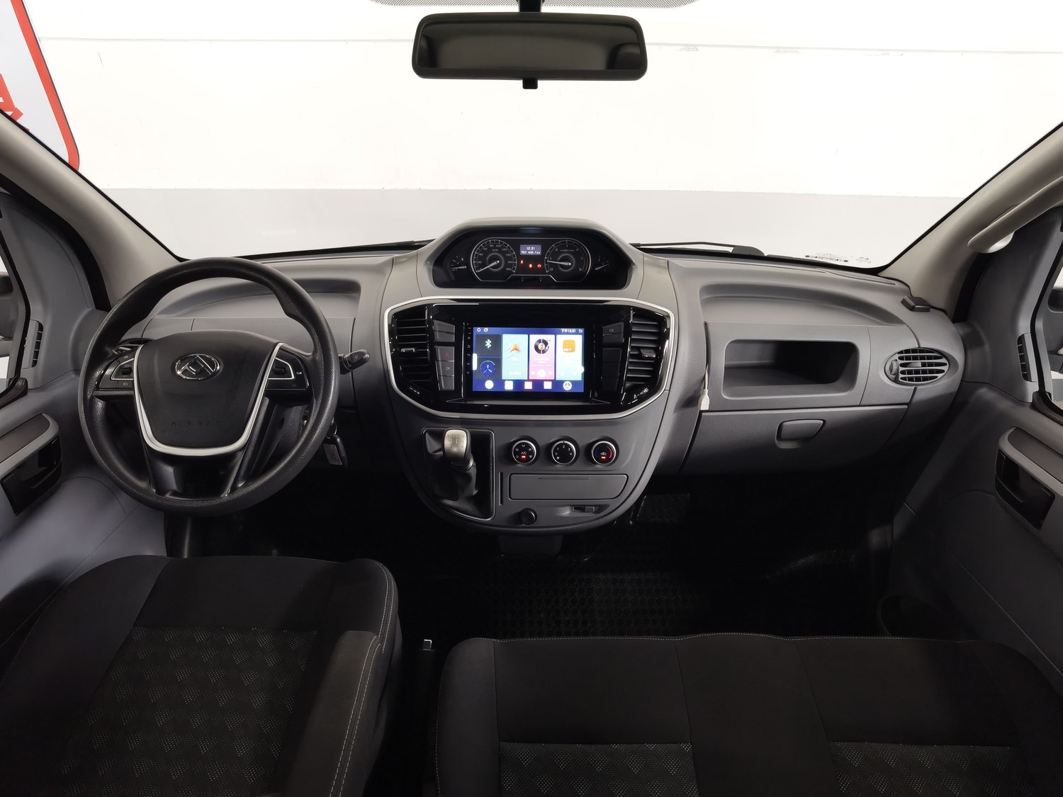 Used SAIC MAXUS V80 2023 2.0 MT