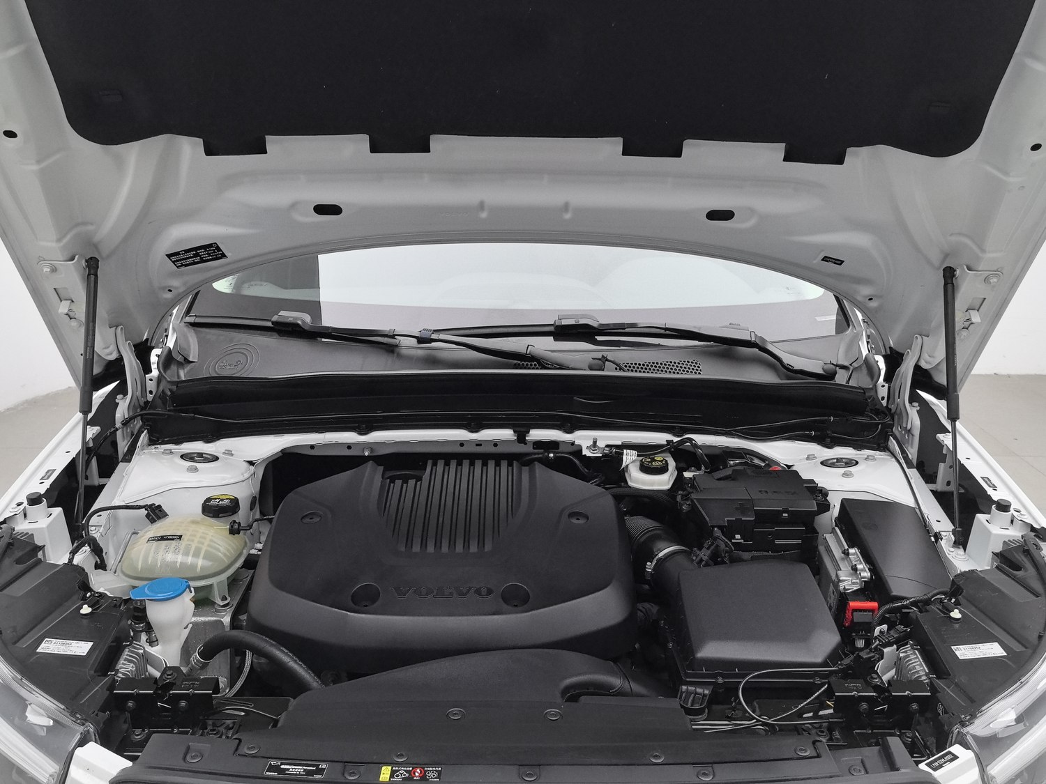 Used Volvo XC40 2021 1.5 AT