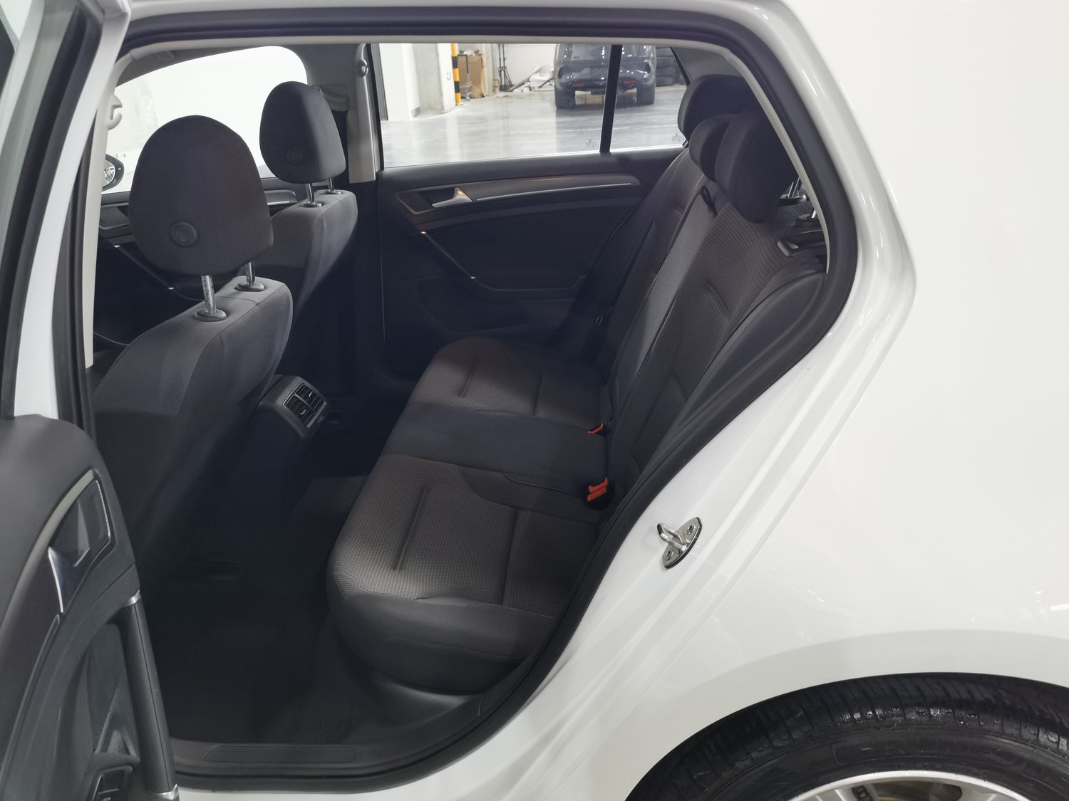 Used Volkswagen Golf 2017 1.4 AT