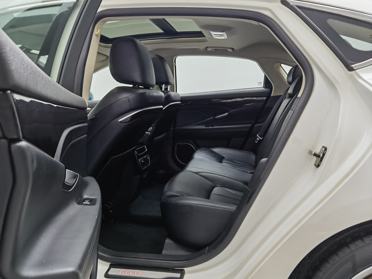 Used Geely Borui 2015 1.8 AT