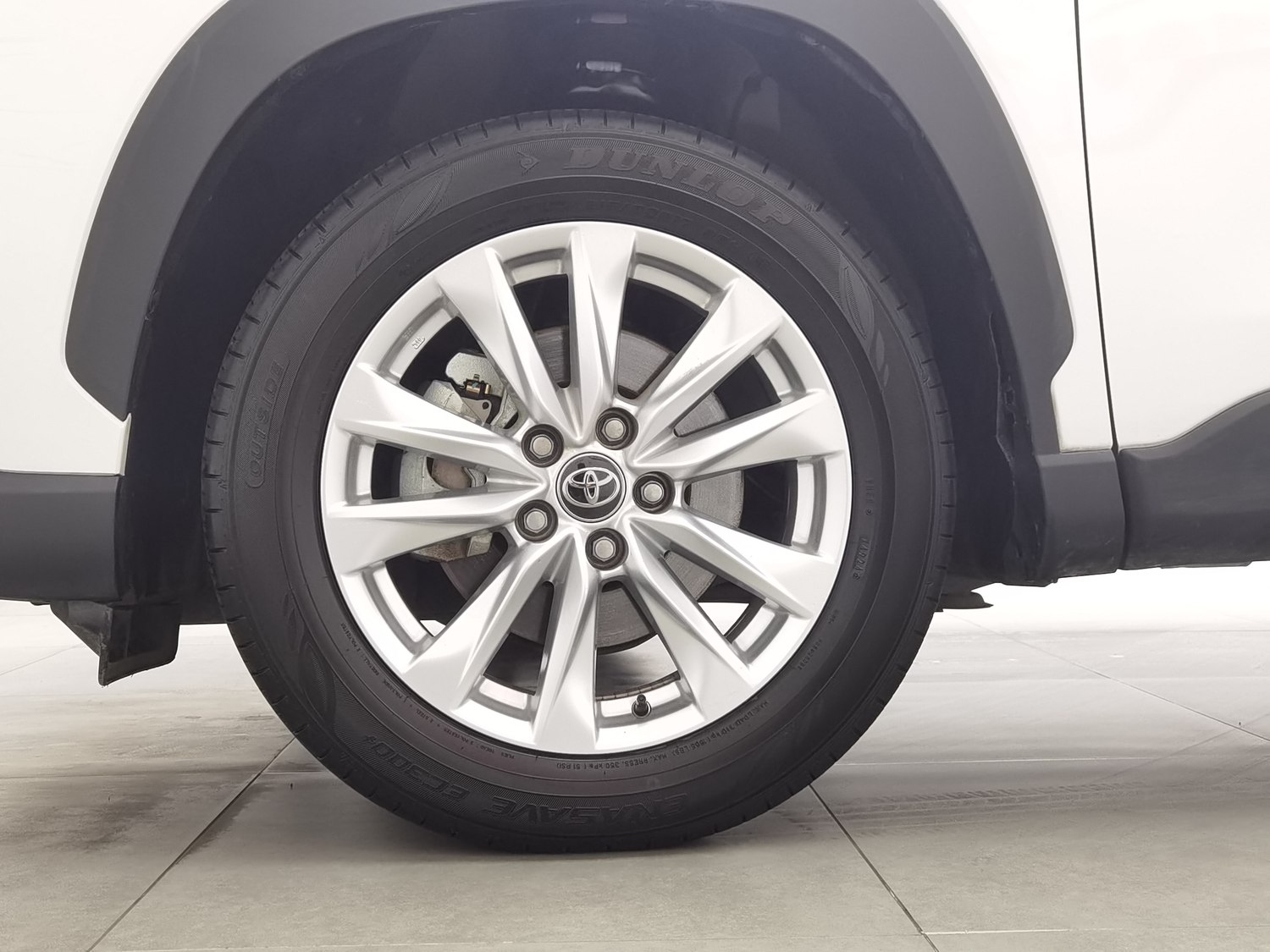 Used Toyota Corolla Cross 2024 2.0 AT