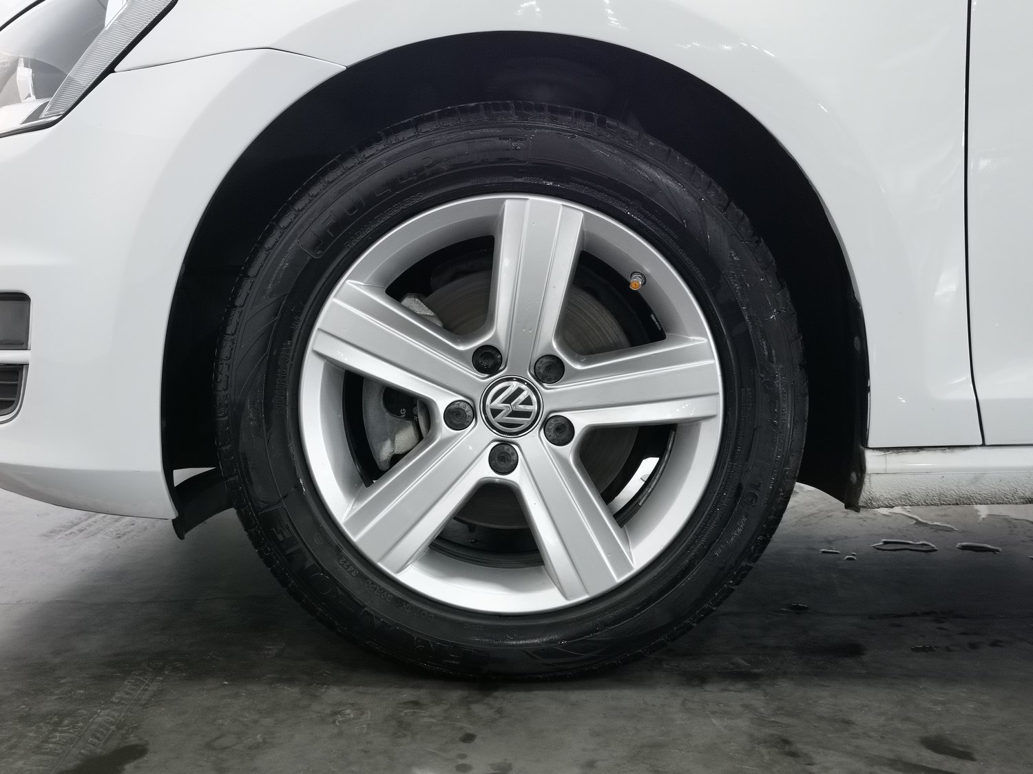 Used Volkswagen Golf 2017 1.4 AT