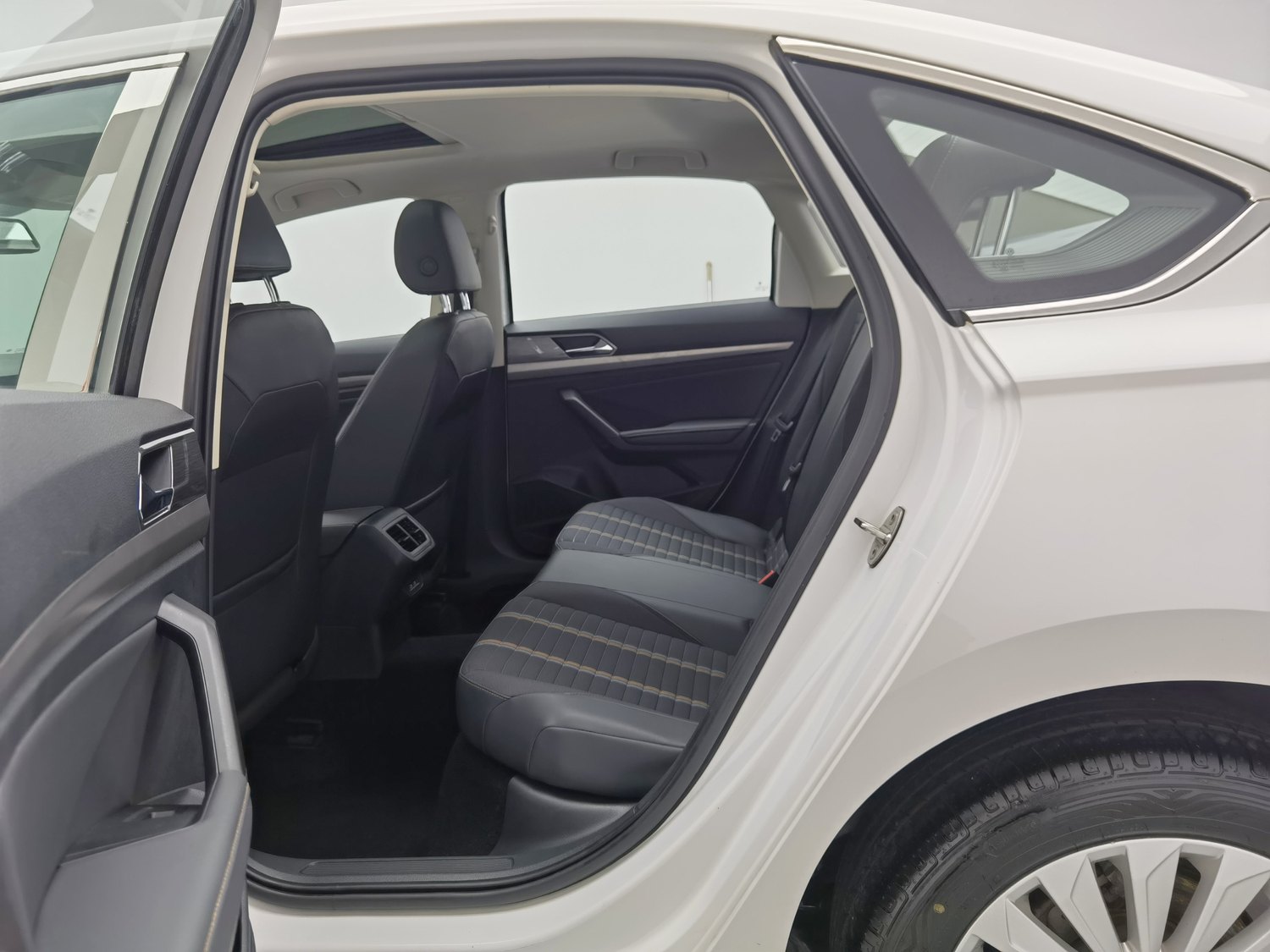 Volkswagen Lavida 2019 1.5 MT Usado