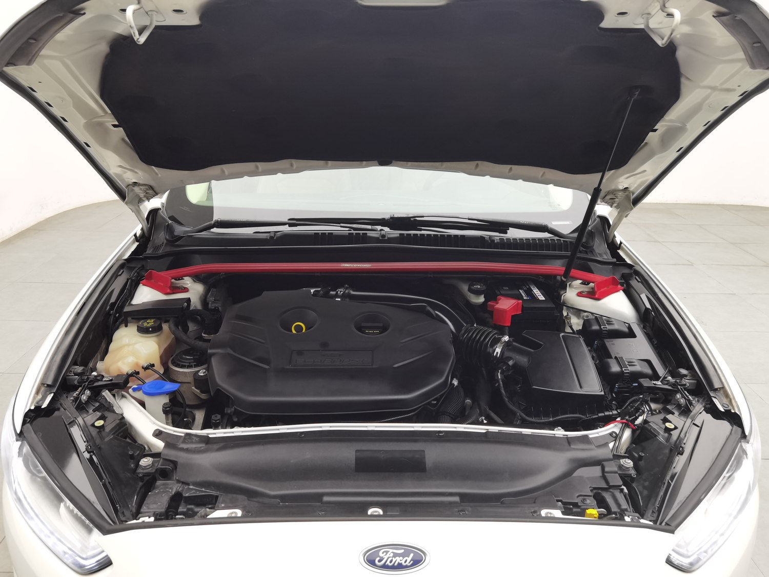 Used Ford Mondeo 2013 2.0 AT