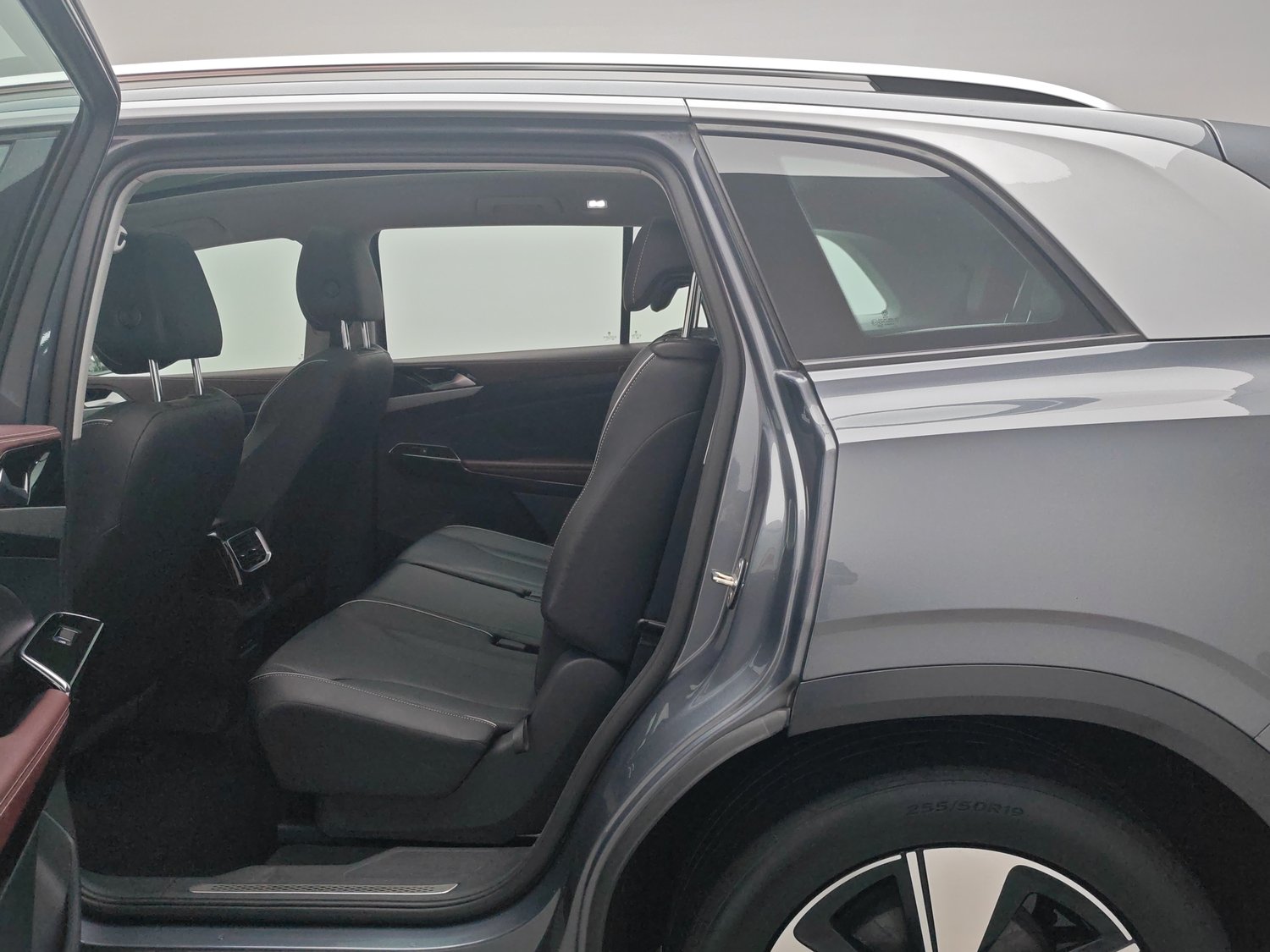 Used Volkswagen ID.6 X 2021
