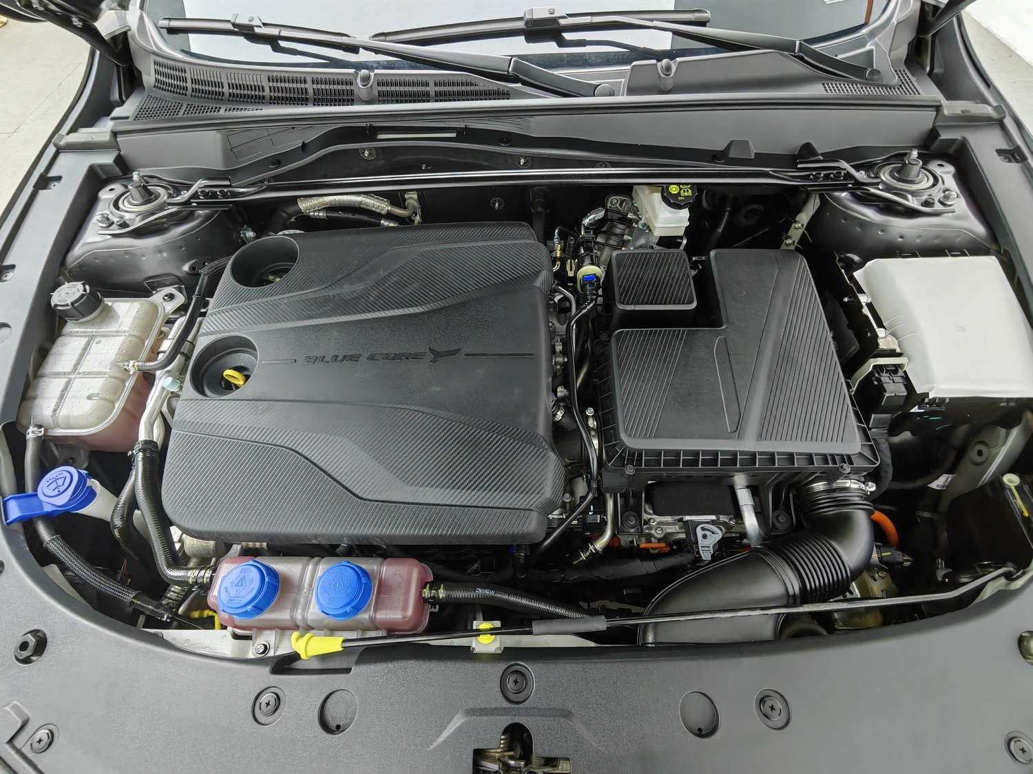 Used Changan UNI-V iDD 2024 1.5 AT
