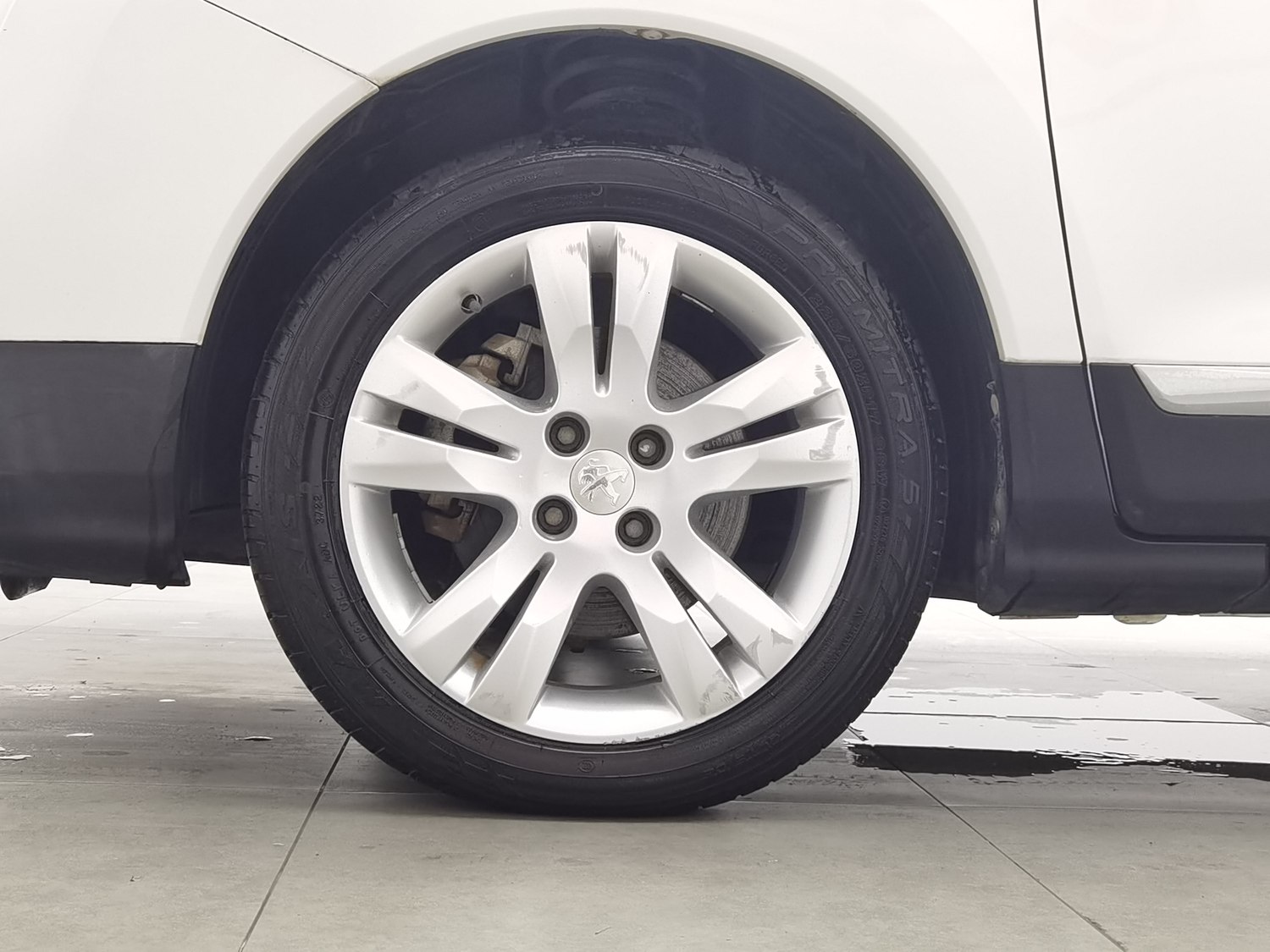 Used Peugeot 3008 2016 1.6 AT