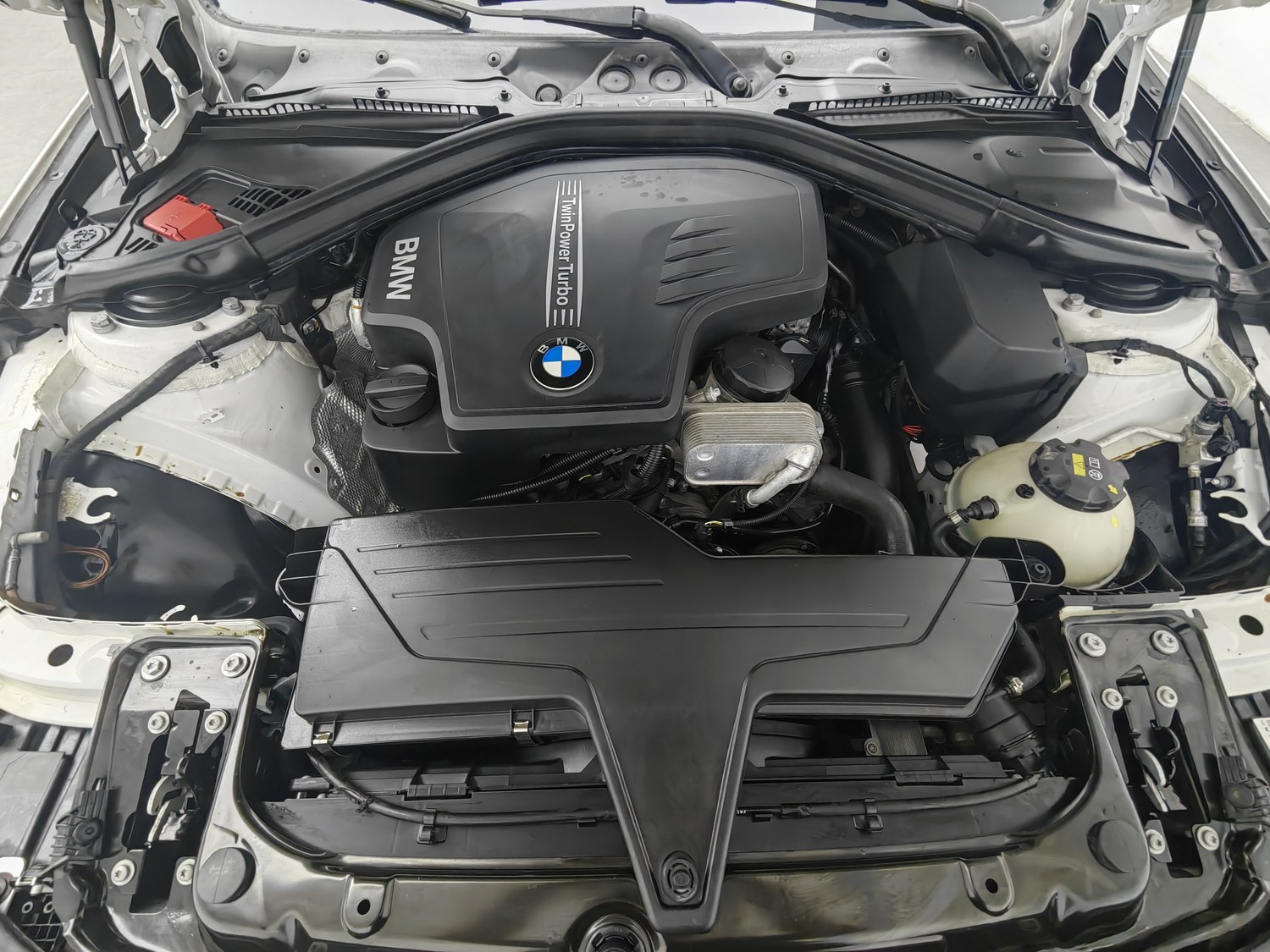 Used BMW THE3 2016 2.0 AT