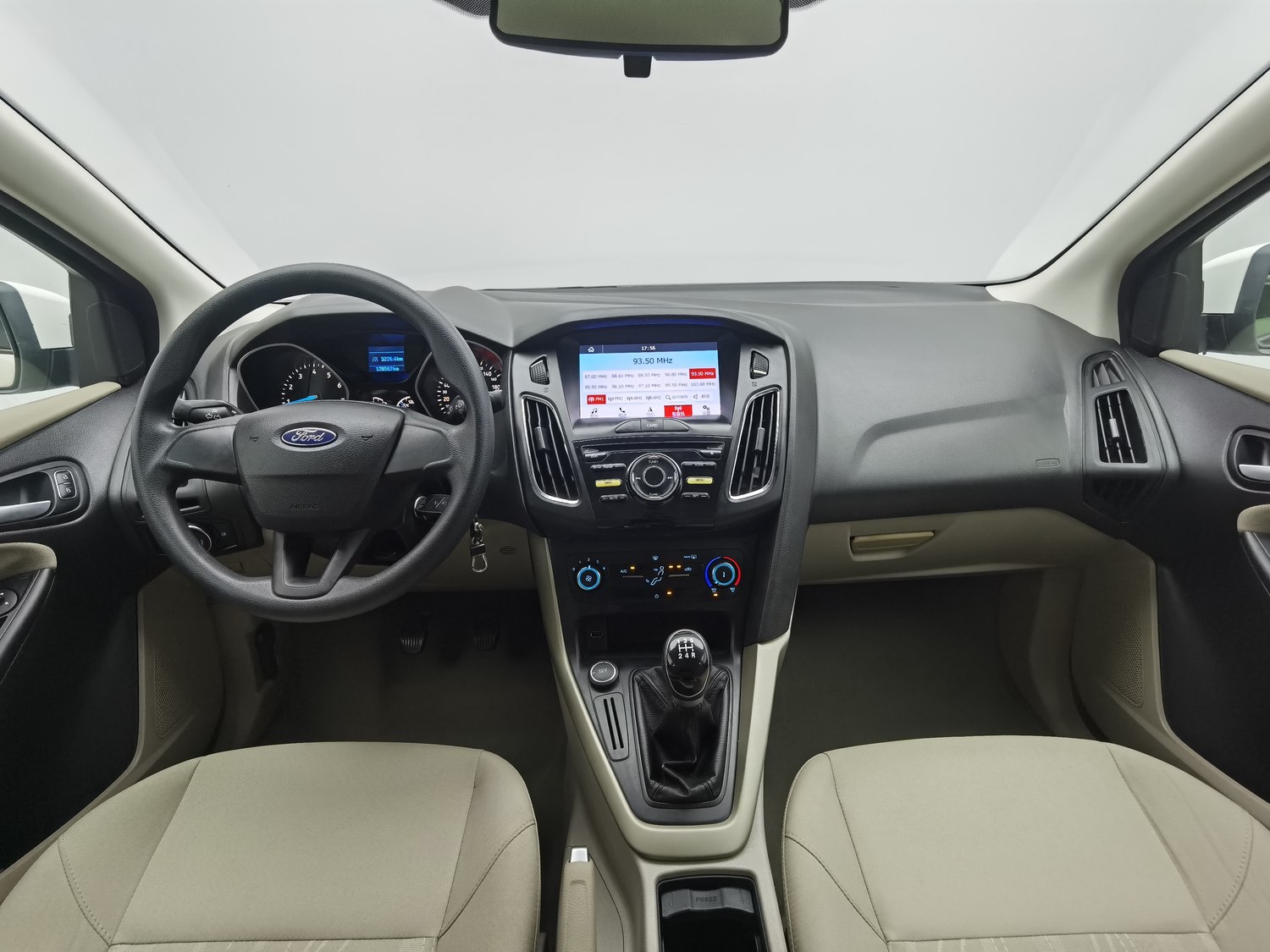 Used Ford Focus 2017 1.6 MT