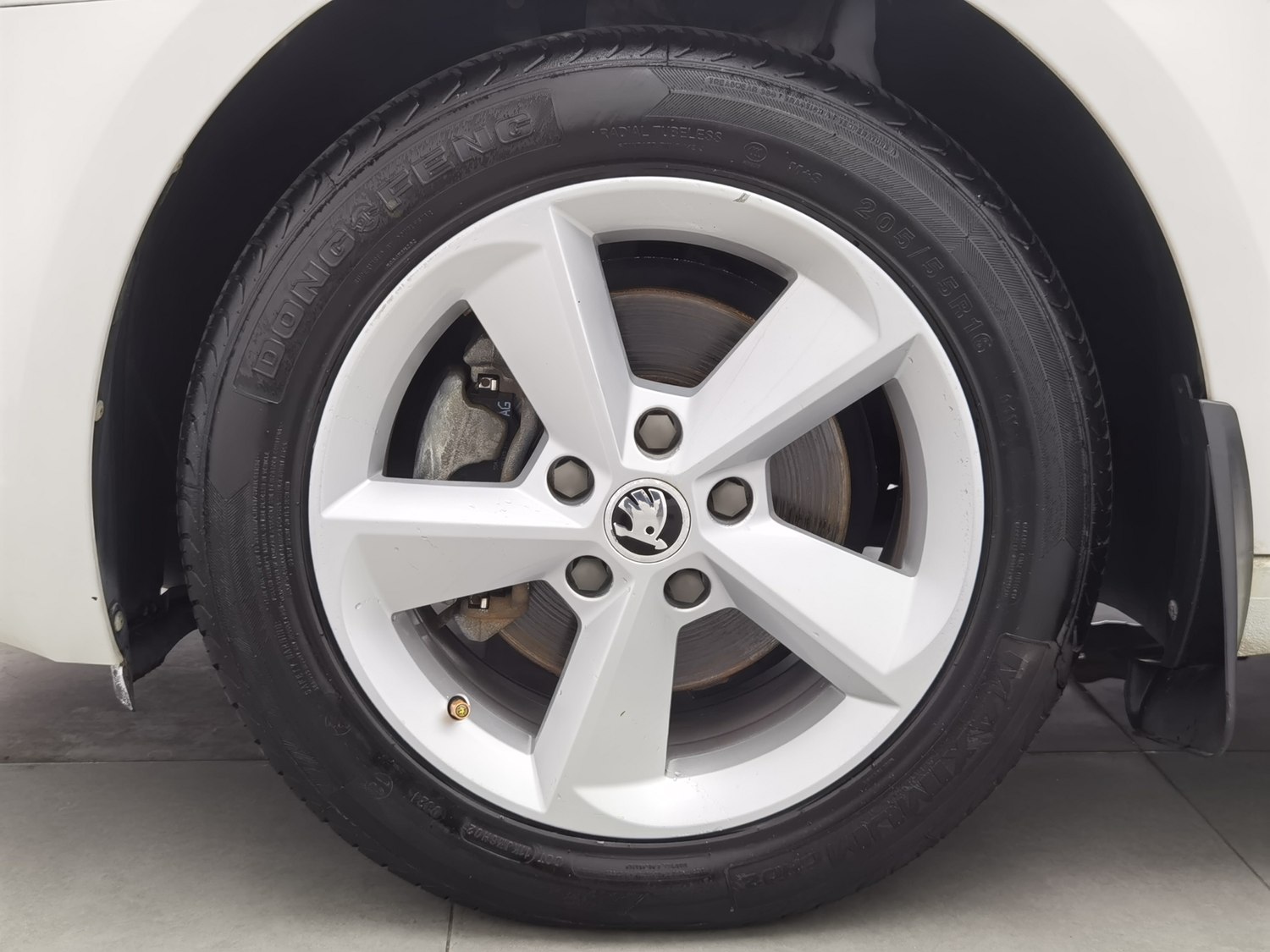 Used Skoda Octavia 2015 1.6 MT