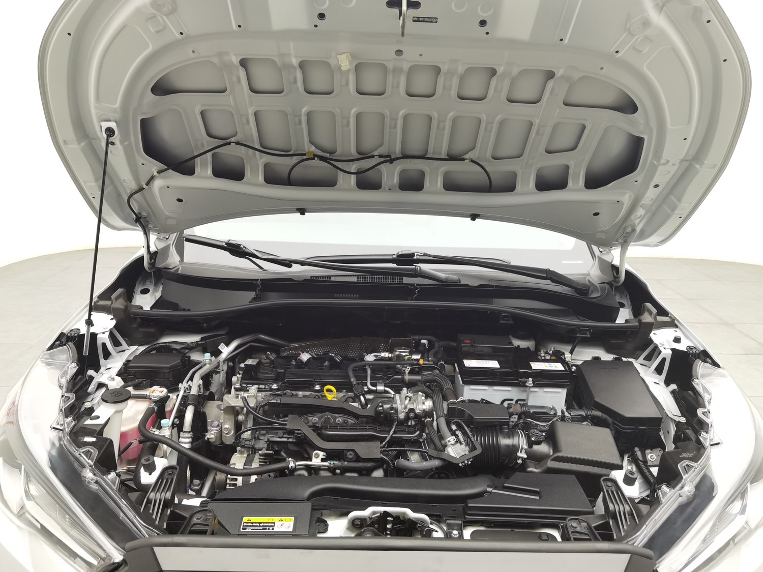 Used Toyota Corolla Cross 2024 2.0 AT