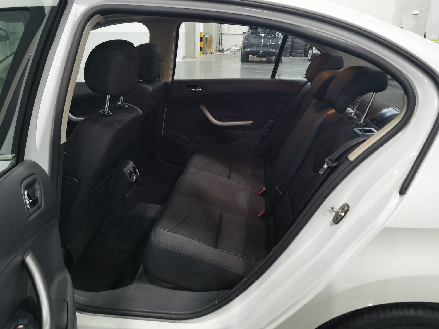 Used Peugeot 408 2013 2.0 AT