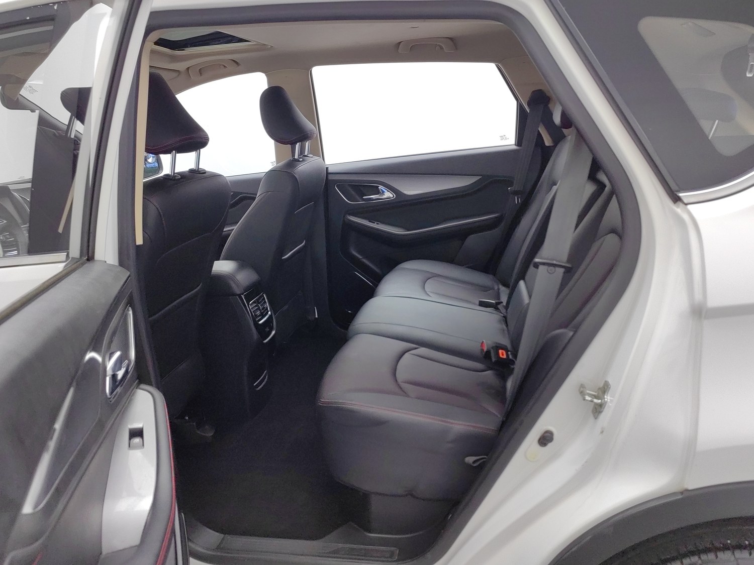 Used Baojun 560 2015 1.8 MT
