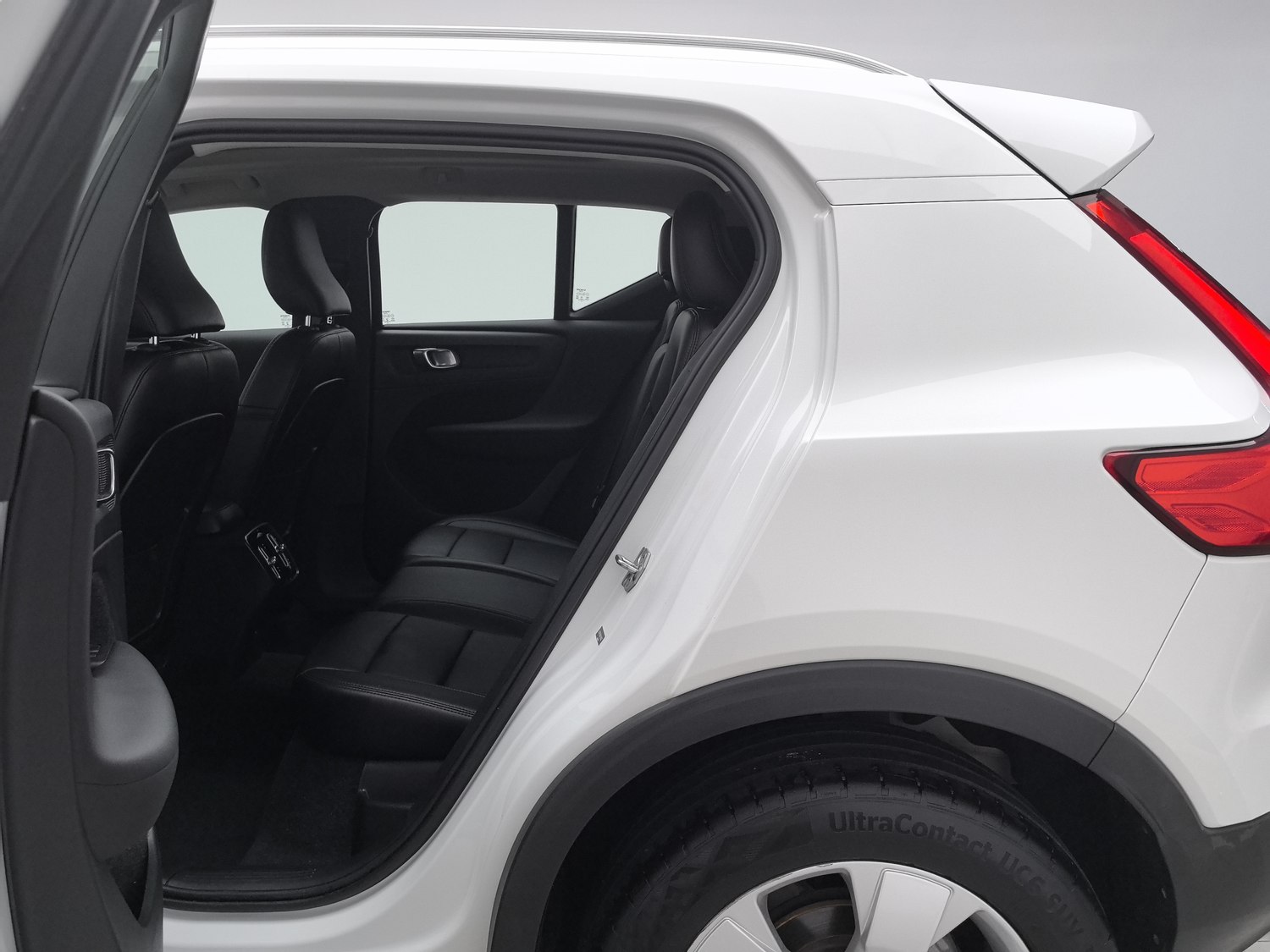 Used Volvo XC40 2021 1.5 AT