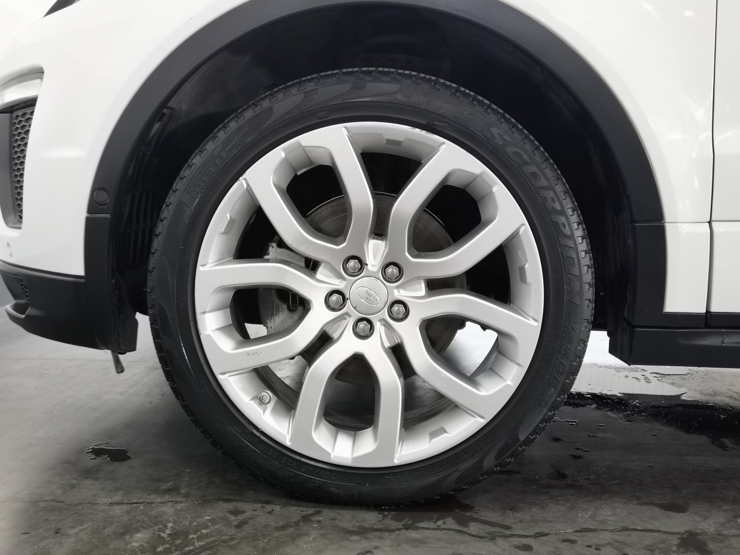 Used Land Rover Range Rover Evoque 2018 2.0 AT