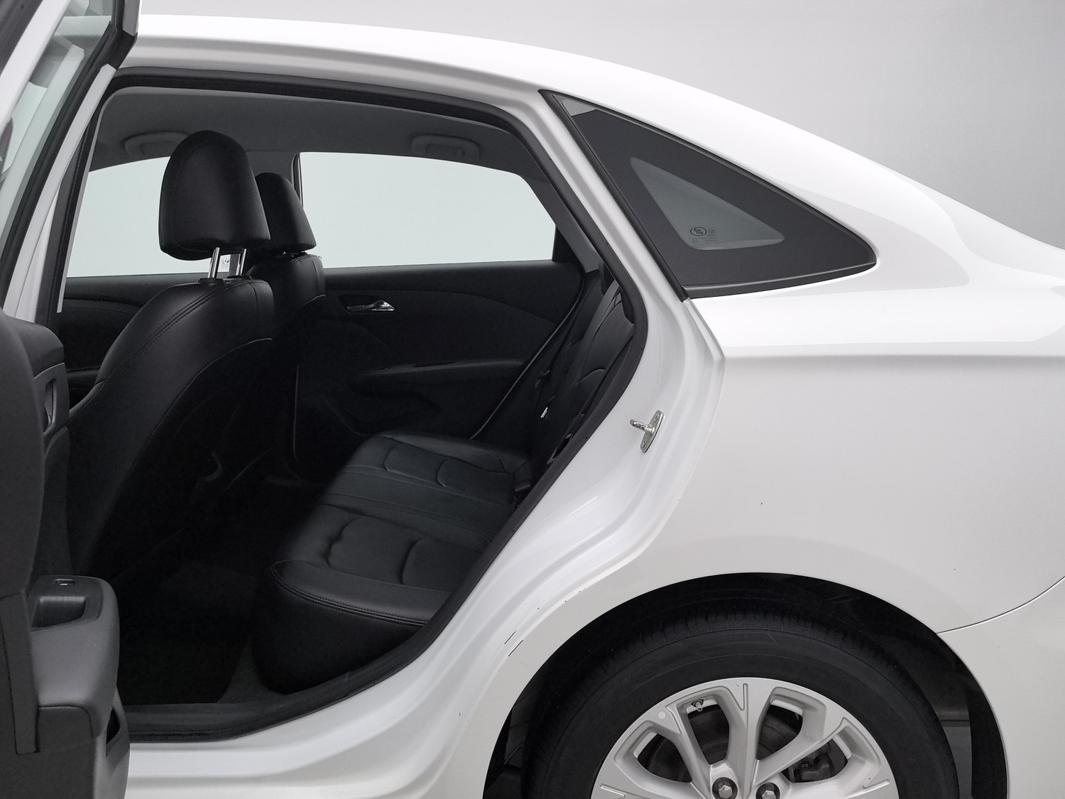 Used Chevrolet Monza 2023 1.5 AT