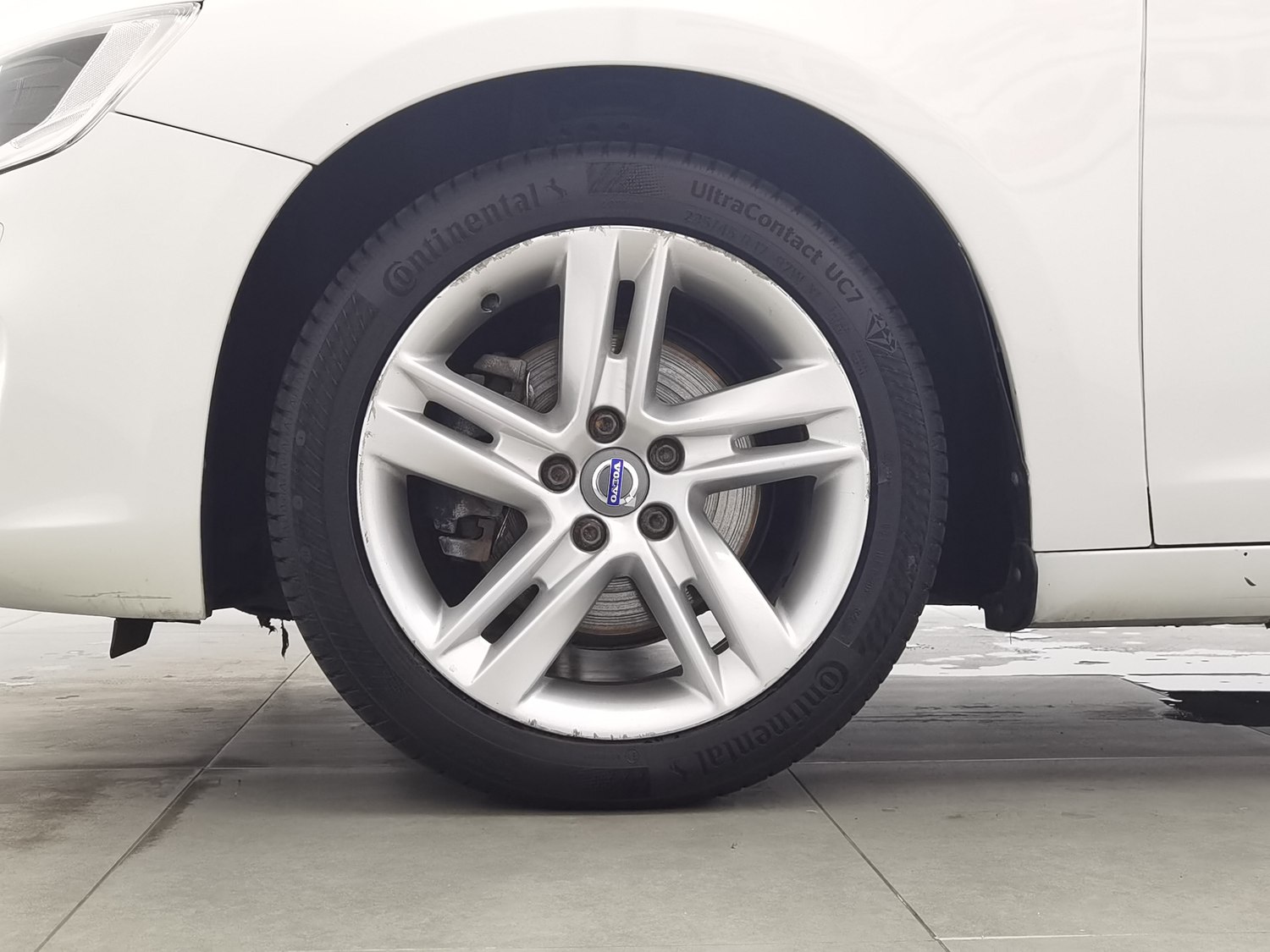 Used Volvo S60 2016 2.0 AT