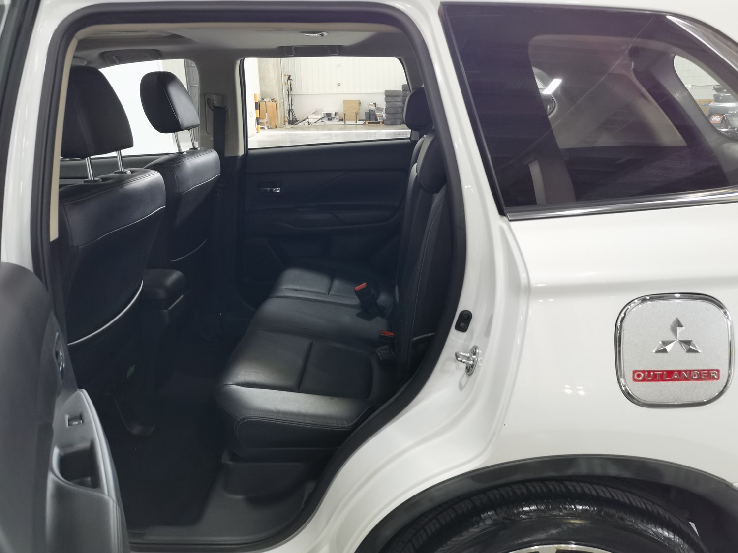 Used Mitsubishi Outlander 2016 2.4 AT