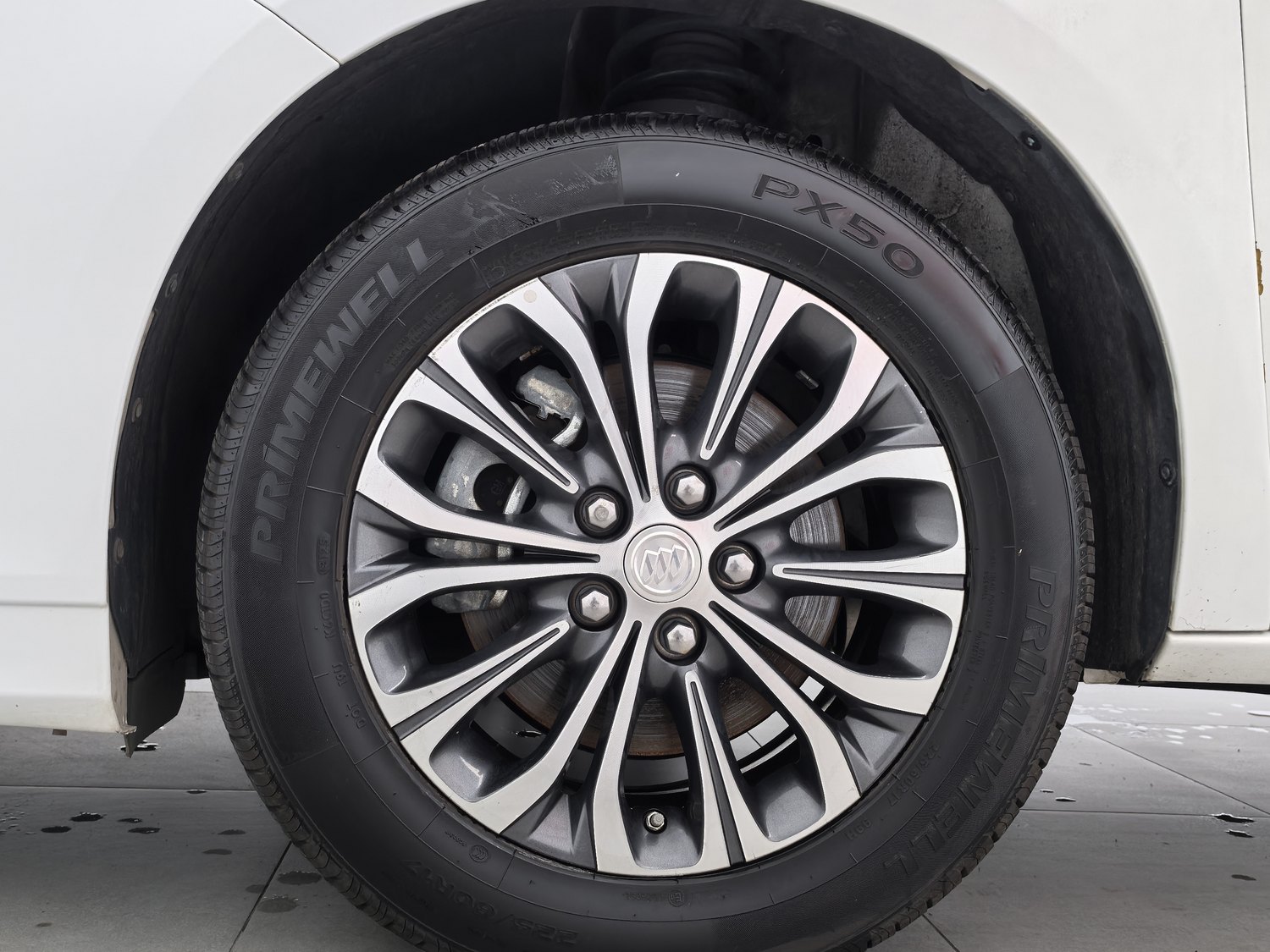 Used Buick GL8 2022 2.0 AT