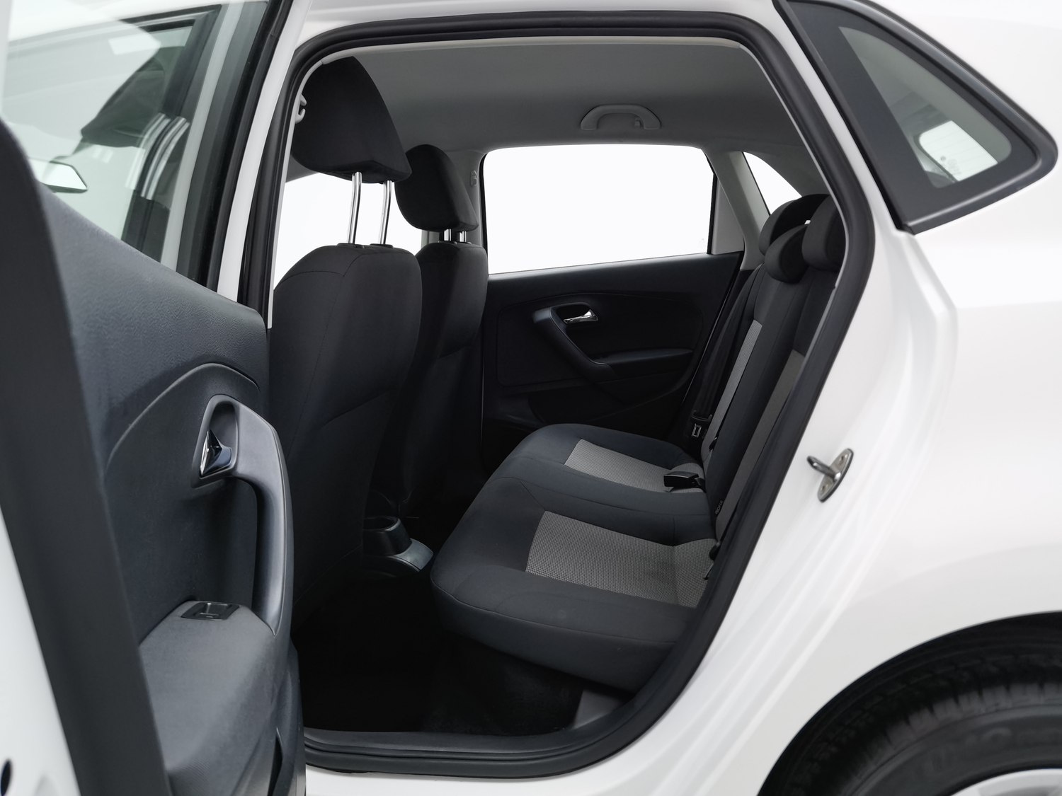Used Volkswagen Polo 2018 1.5 AT