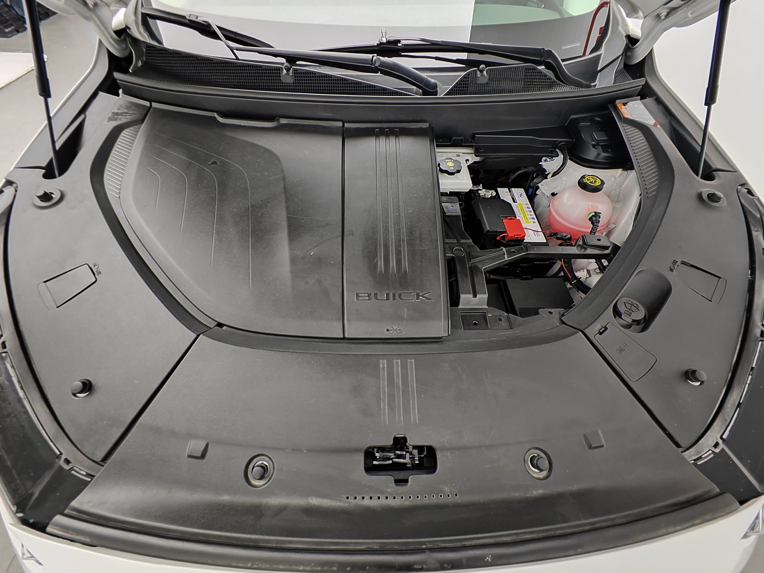 Used Buick E5 2023