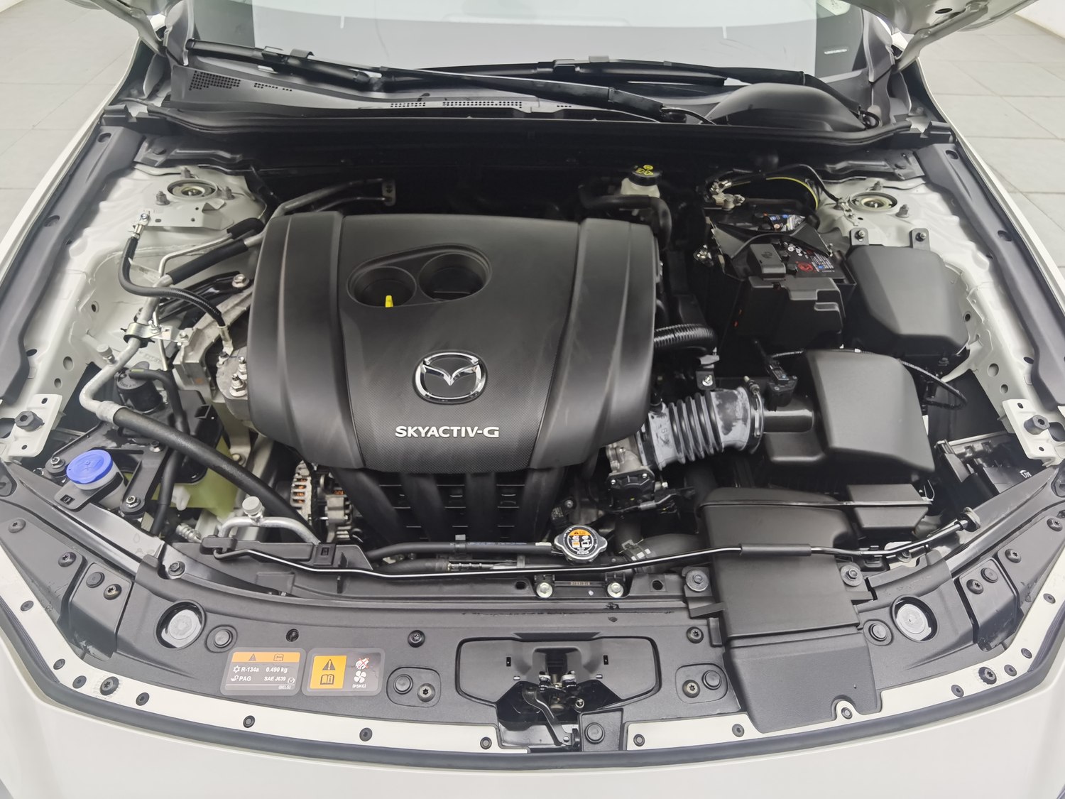 Used Mazda 3 Axela 2023 2.0 AT
