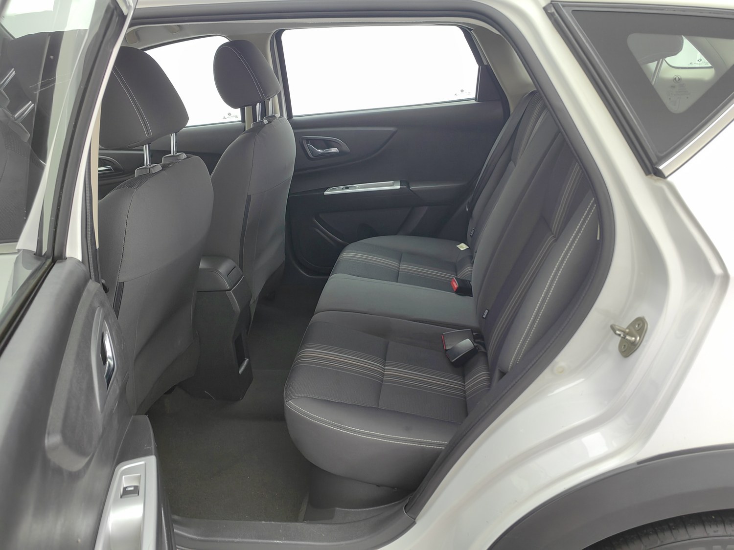 Used Dongfeng Aeolus AX3 2016 1.5 AT