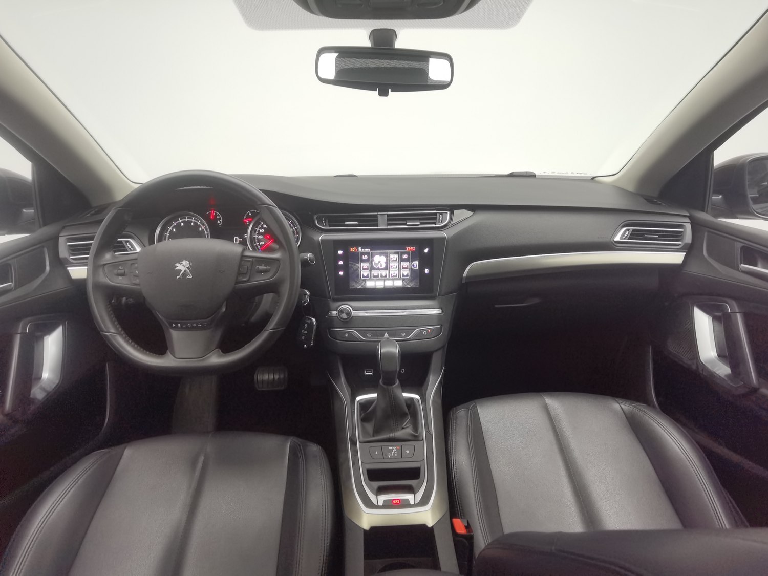Used Peugeot 408 2015 1.2 AT