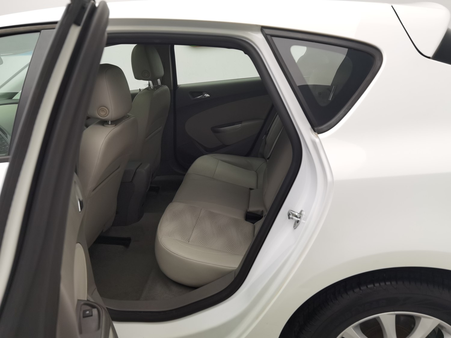 Used Buick Excelle 2014 1.6 MT
