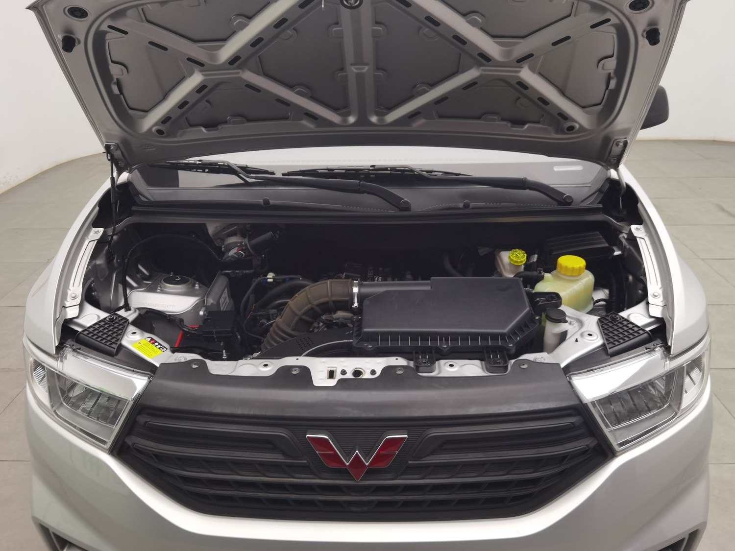 Used Wuling Hongguang V 2022 1.5 MT