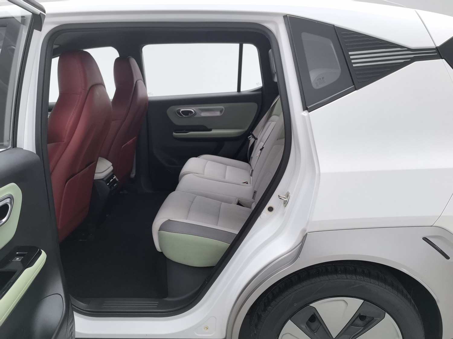 Used Aion Y 2023