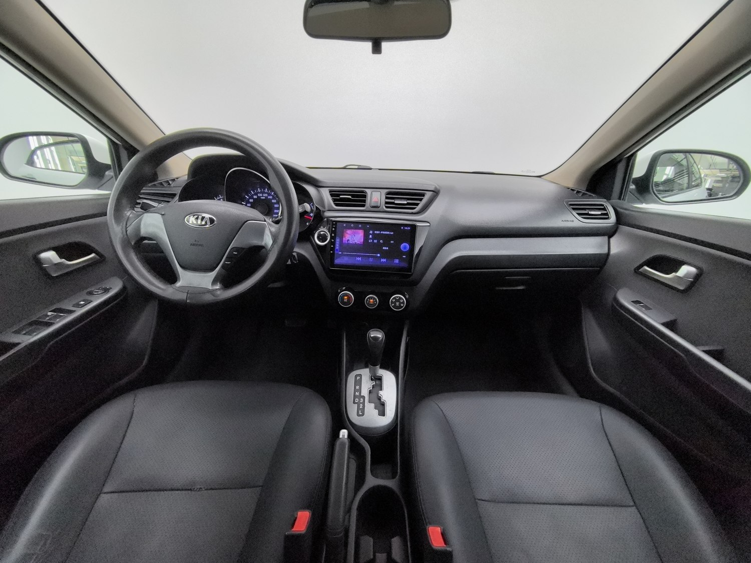 Used Kia K2 2015 1.4 AT