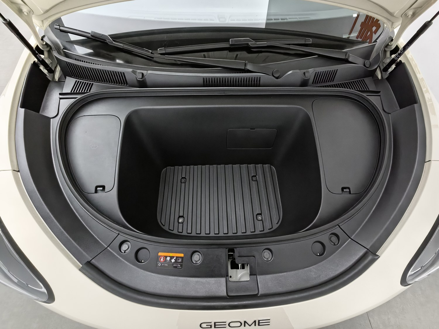 Used Geely Galaxy Wish 2026