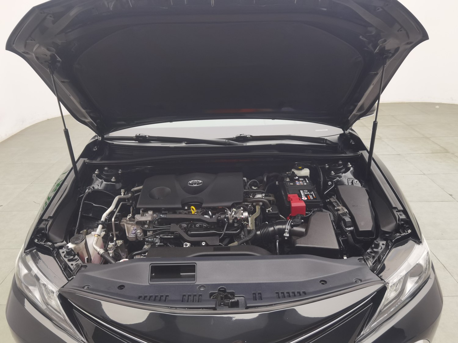 Used Toyota Camry 2021 2.0 AT