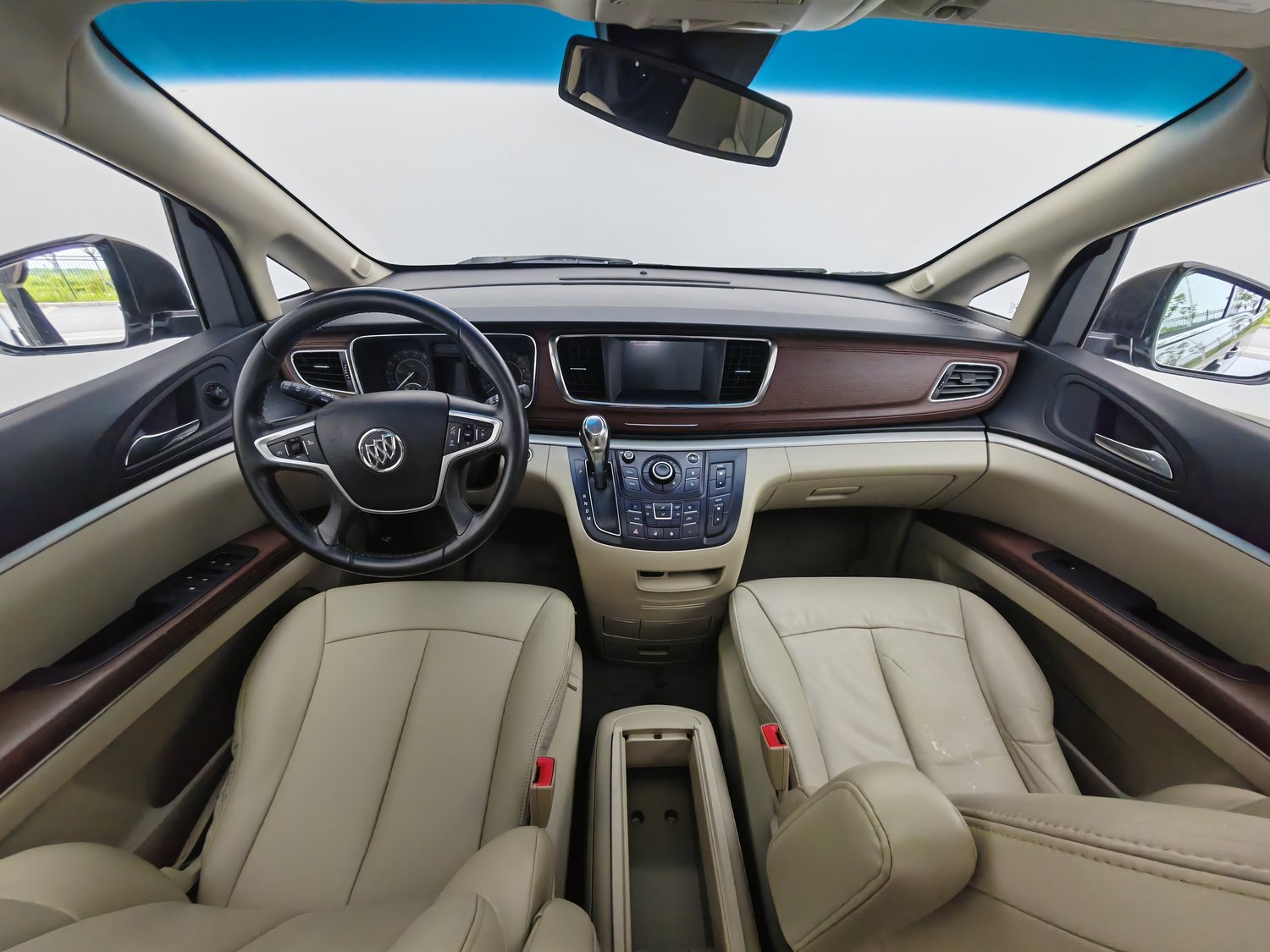 Used Buick GL8 2017 2.5 AT