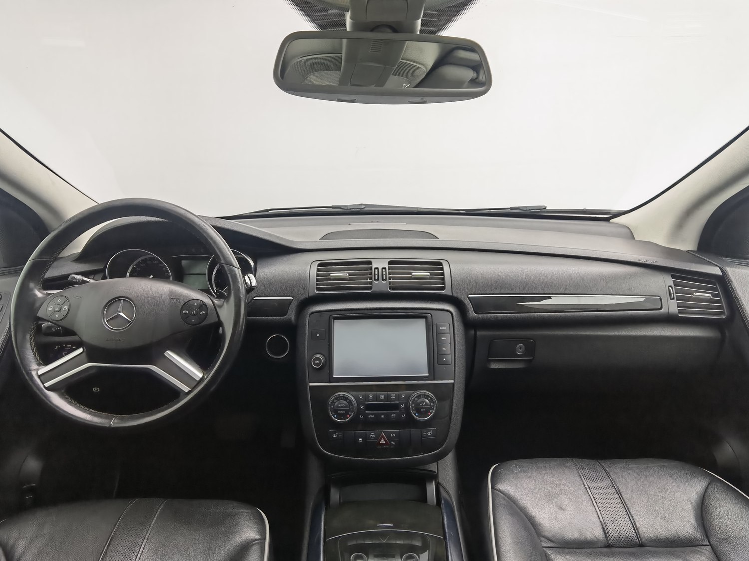 Used Mercedes-Benz R-Class 2017 3.0 AT