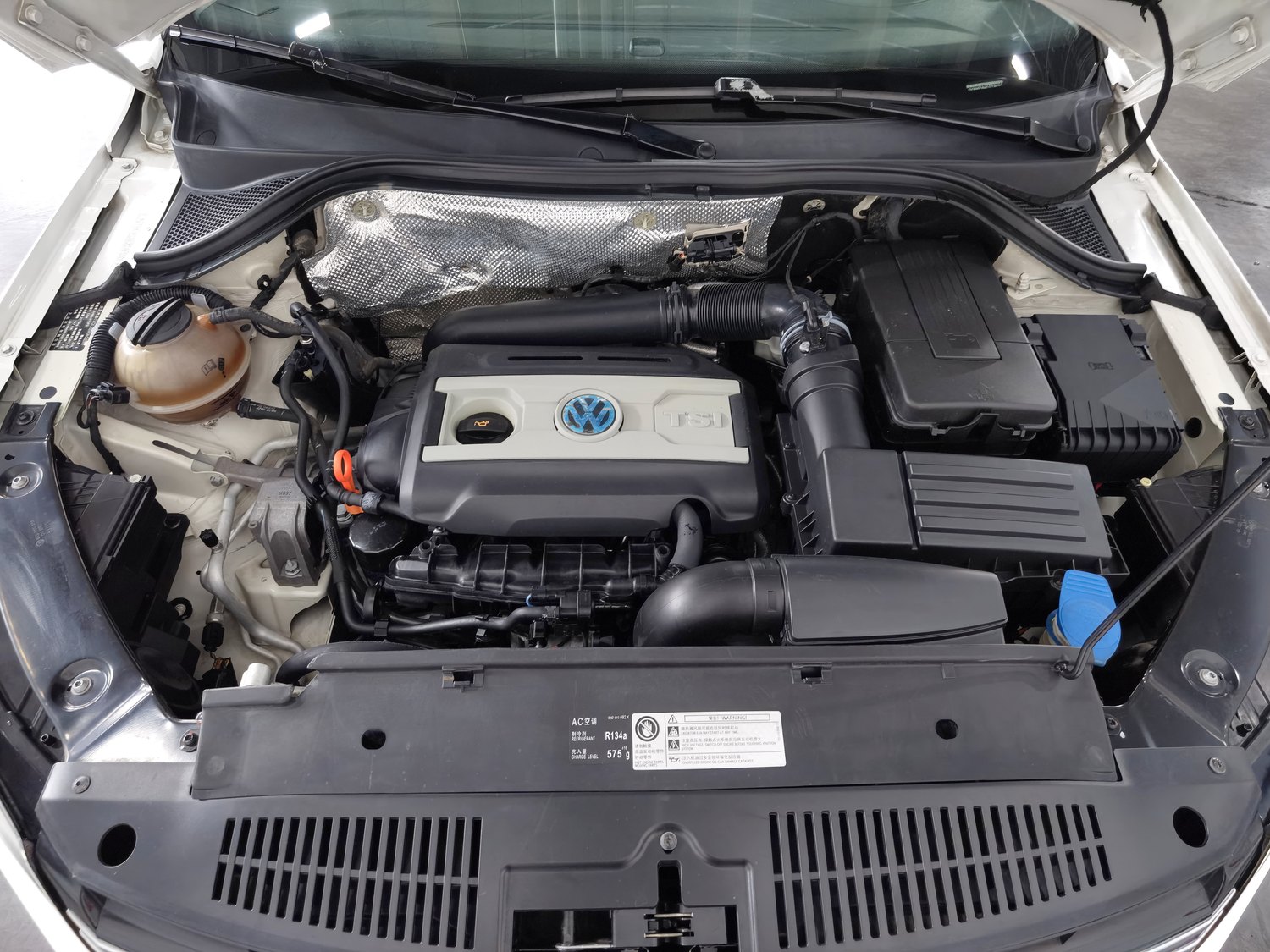 Used Volkswagen Tiguan 2013 2.0 AT