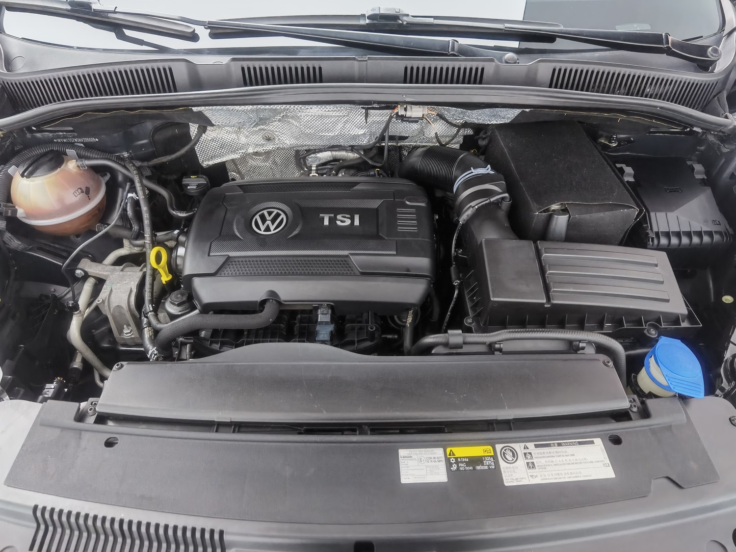 Used Volkswagen Sharan 2016 2.0 AT